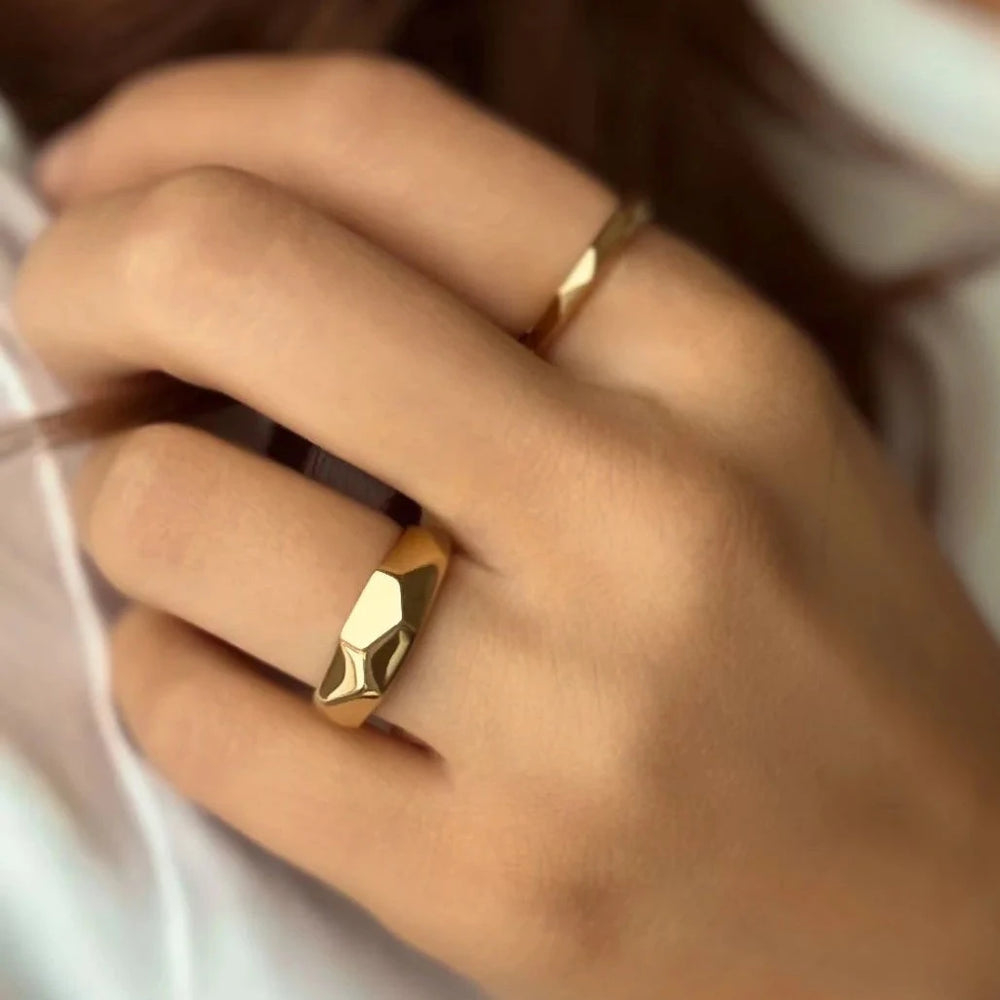 facetted dome ring gold made in waterproof stainless steel from icône