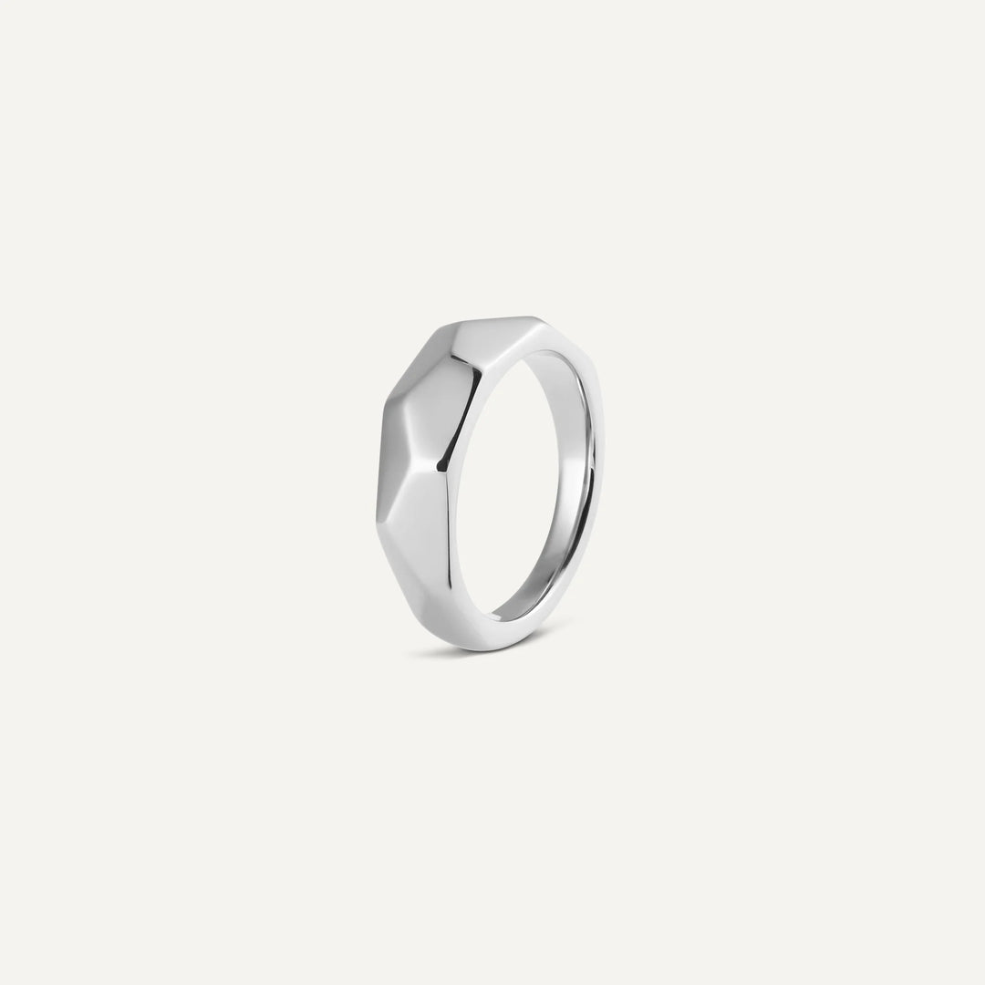 chloe facetted dome ring silver made in waterproof stainless steel from icône