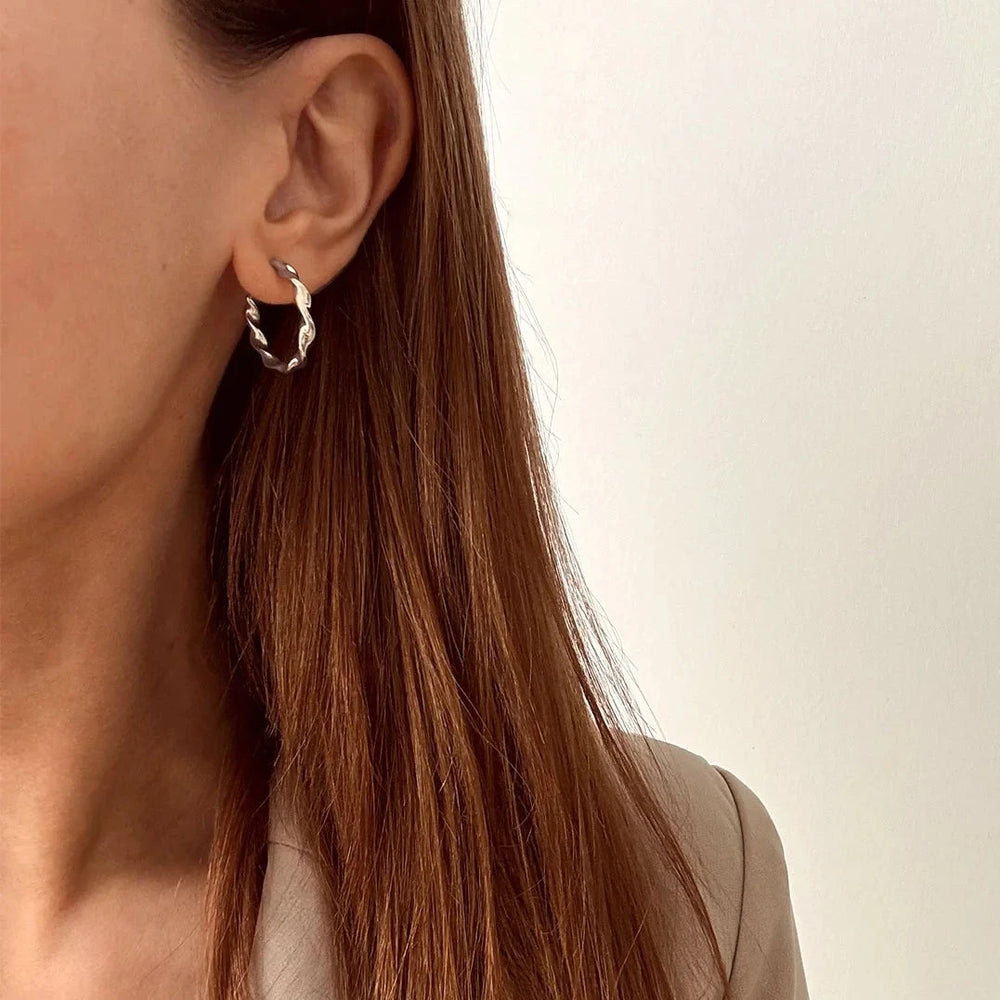 twisted hoop earrings silver made in waterproof stainless steel from icône