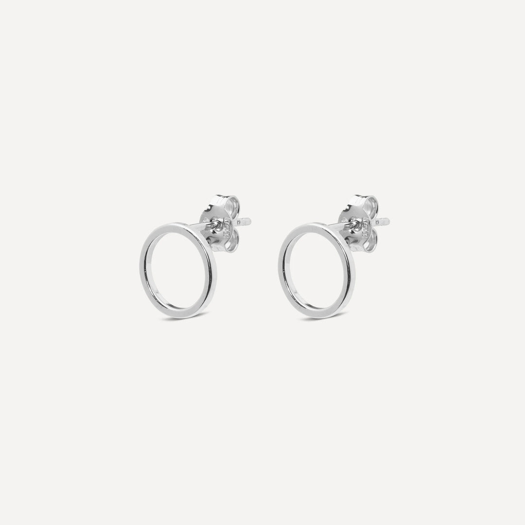 eternity circle stud earrings made in silver from icône