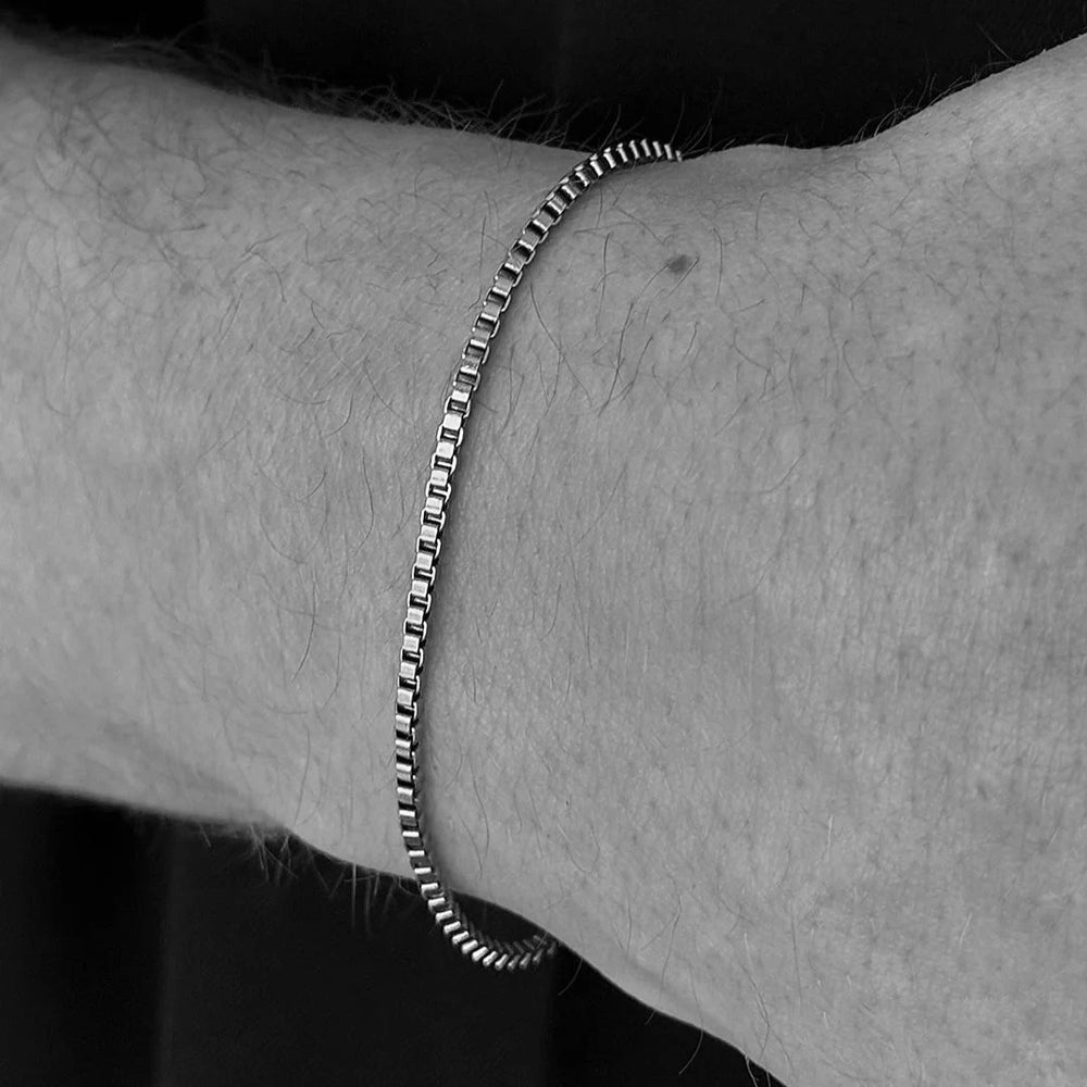 box chain bracelet silver for men made in waterproof stainless steel from icône