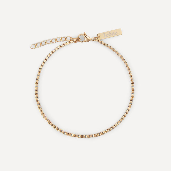hugo minimalist box chain bracelet gold for men made in waterproof stainless steel from icône
