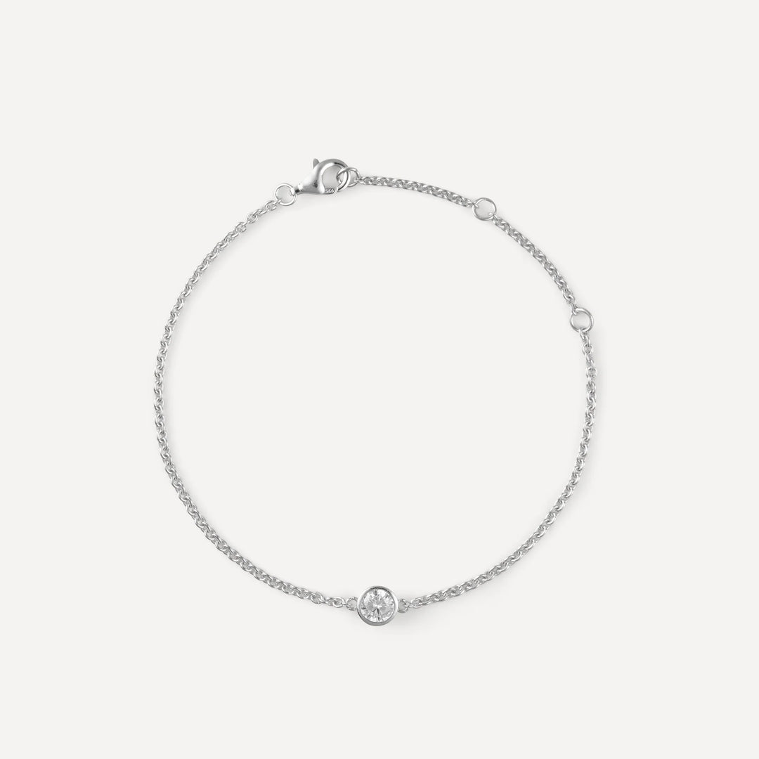 little star dainty minimalist bracelet made in silver from icône