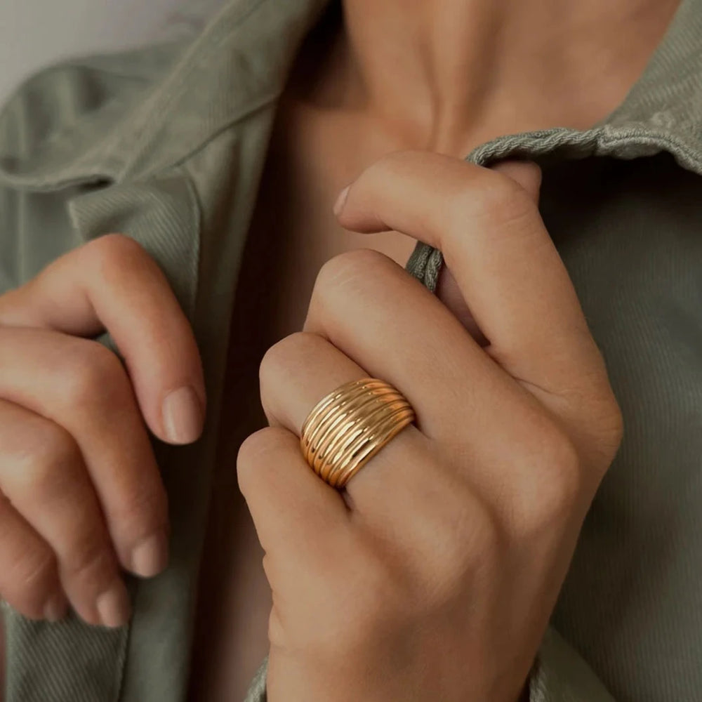 statement ring gold made in waterproof stainless steel from icône