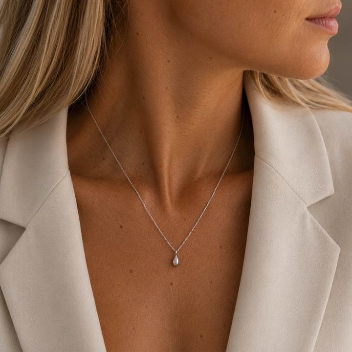 Teardrop Necklace Silver
